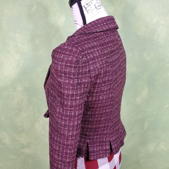 Vintage Cropped Tweed Blazer - Picture 7 of 10